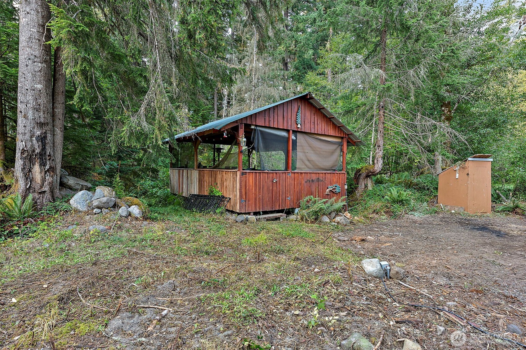 270 Skate Creek Road N, Ashford, WA 98304