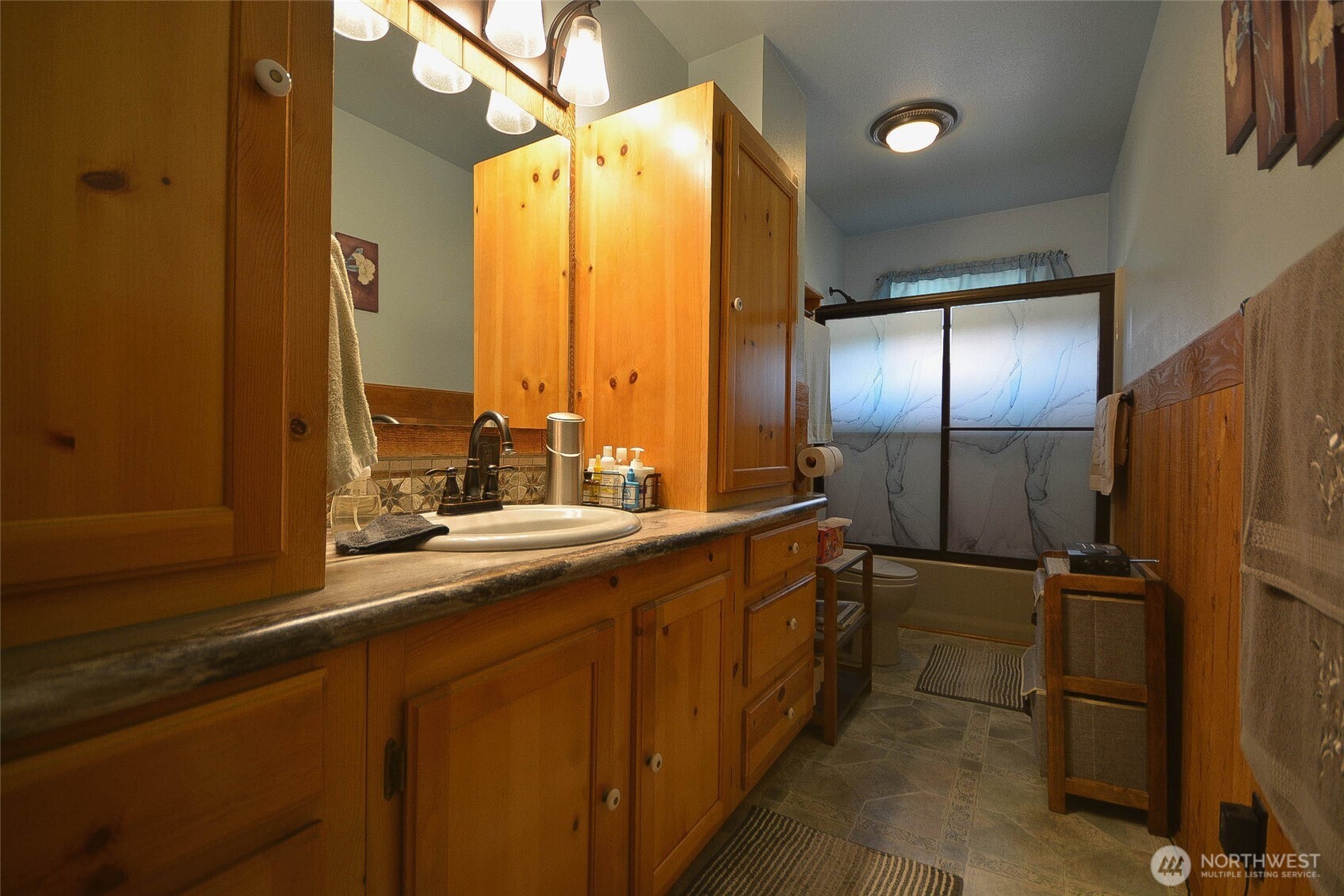 18212 138th Avenue SE, Yelm, WA 98597