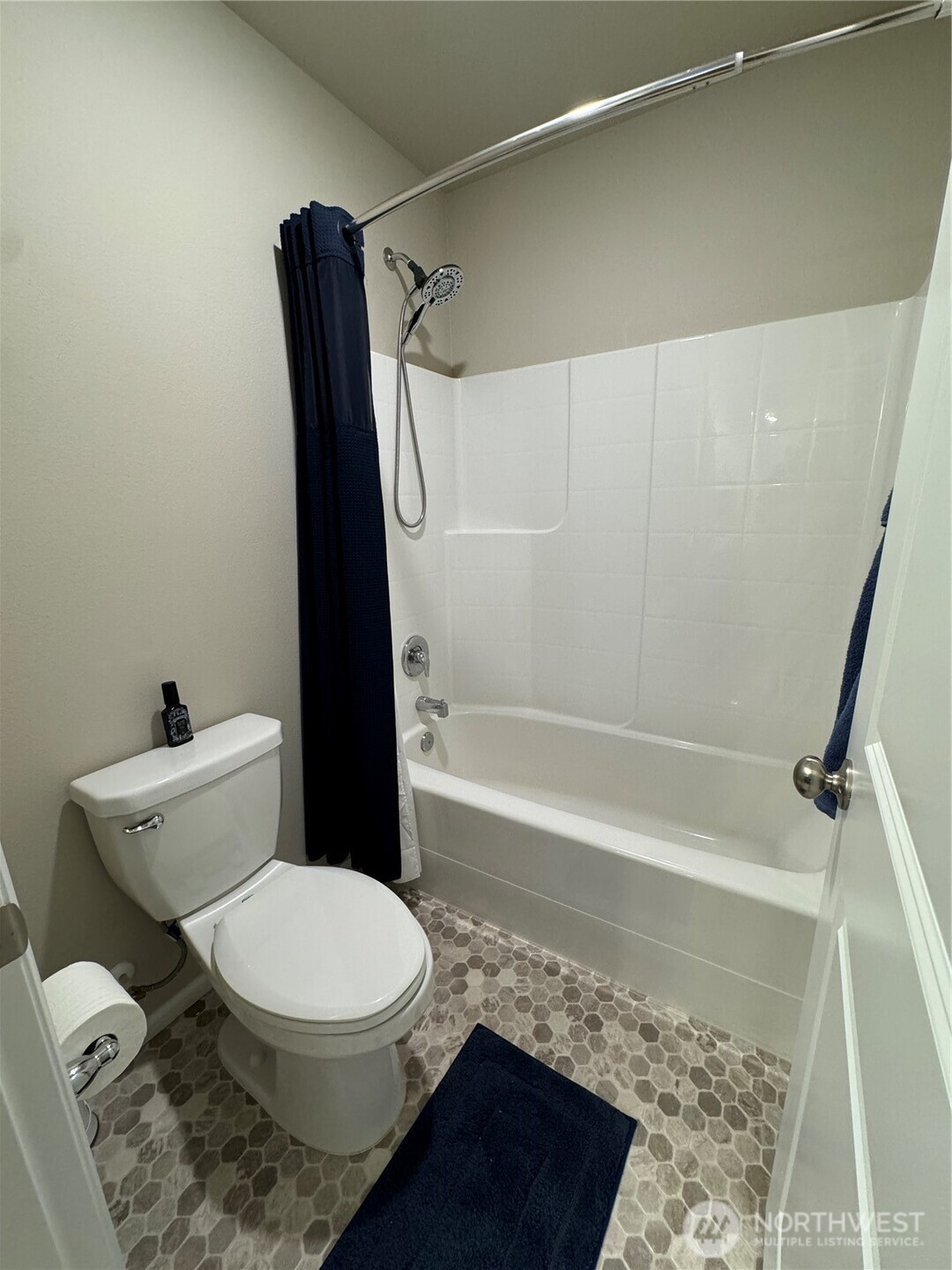 3144 Gladiator St NE , Lacey, WA 98516