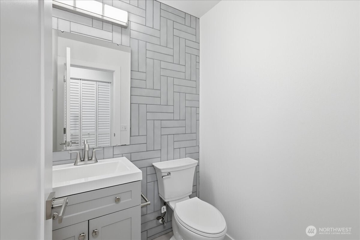 9701 219th Street Ct E, Graham, WA 98338