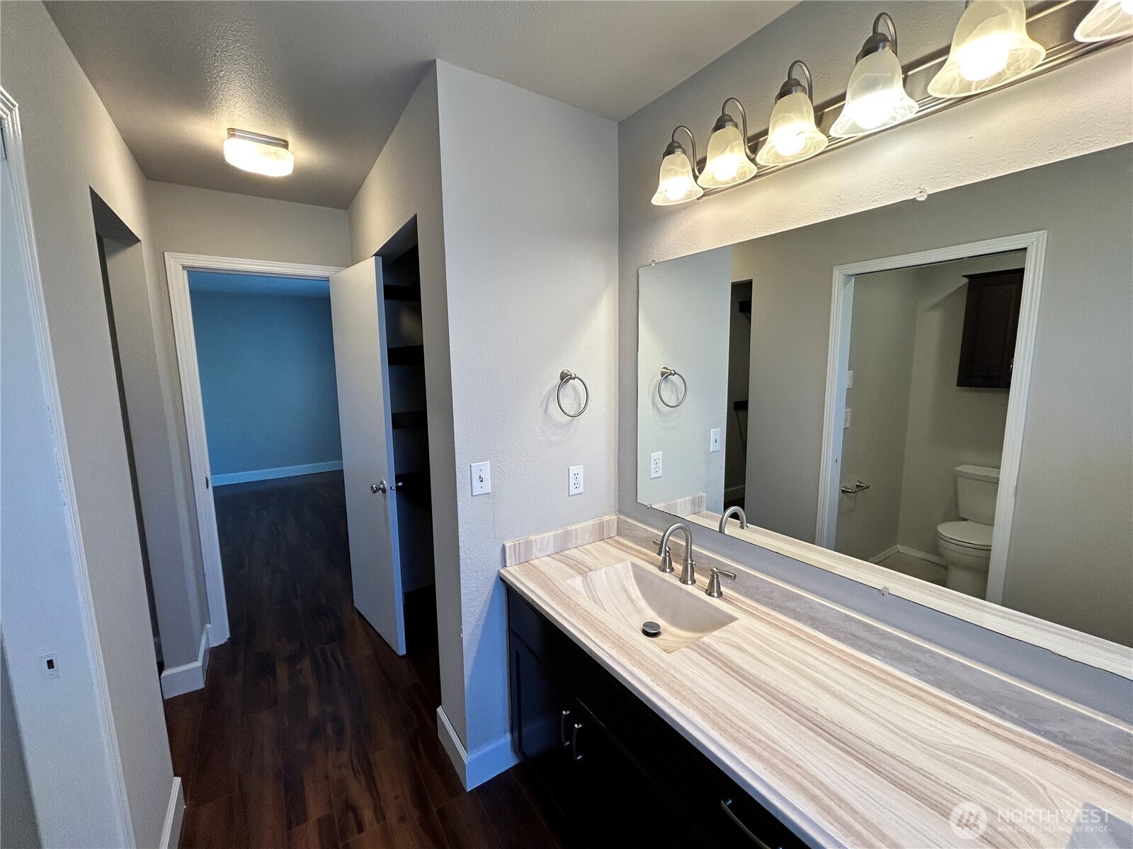 4124 Kapalea Way SE, Lacey, WA 98503