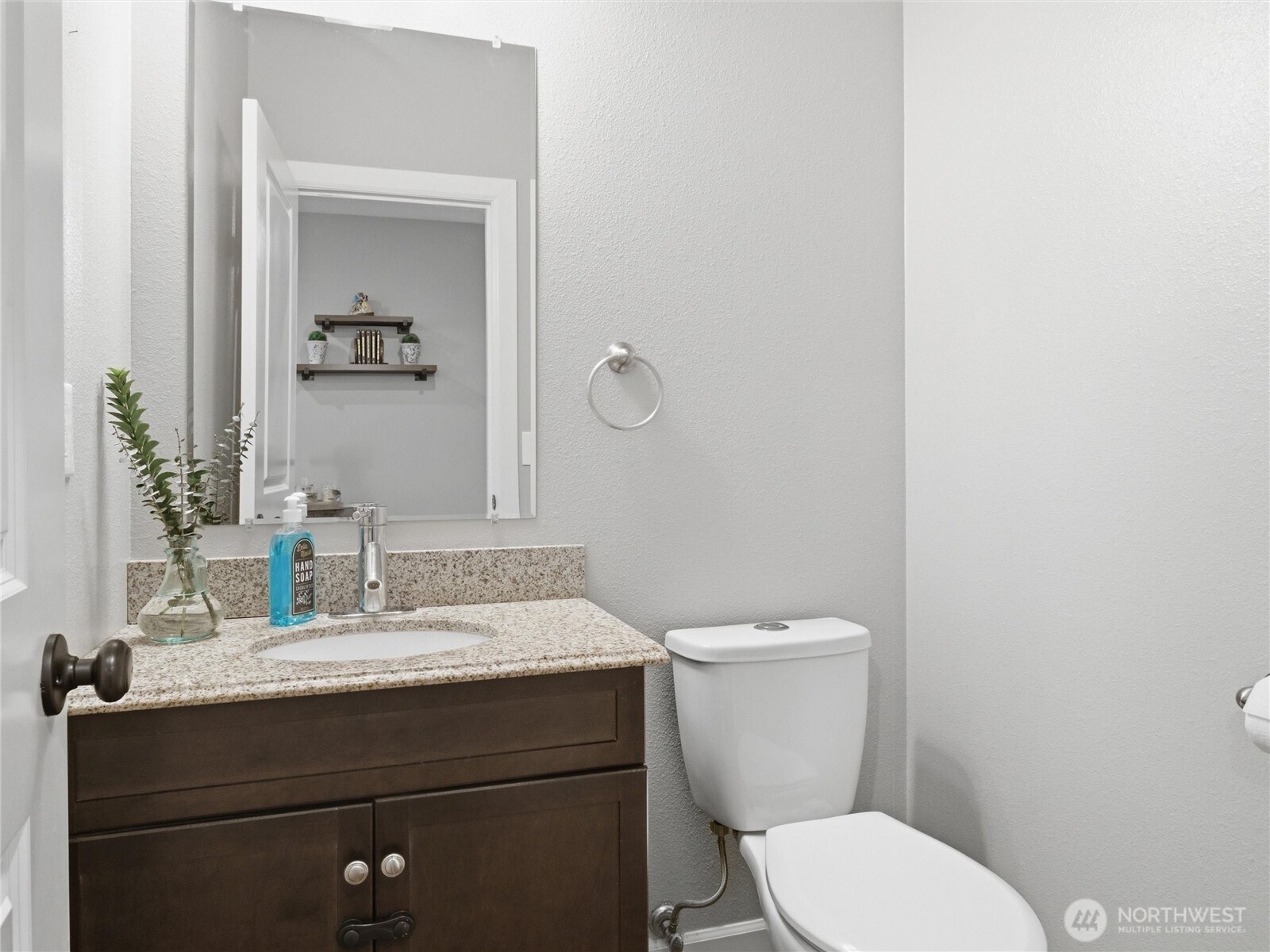 411 Hardefeldt Street SE, Orting, WA 98360