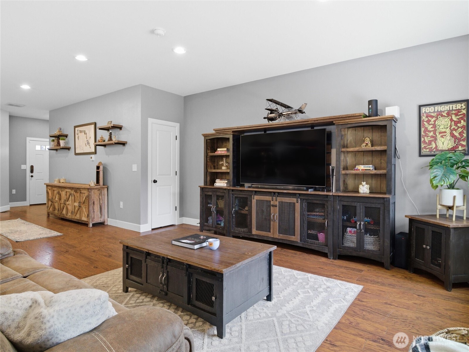 411 Hardefeldt Street SE, Orting, WA 98360