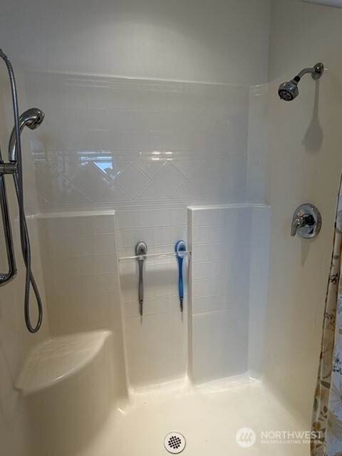 402 Jackson Street , Ryderwood, WA 98581-9712
