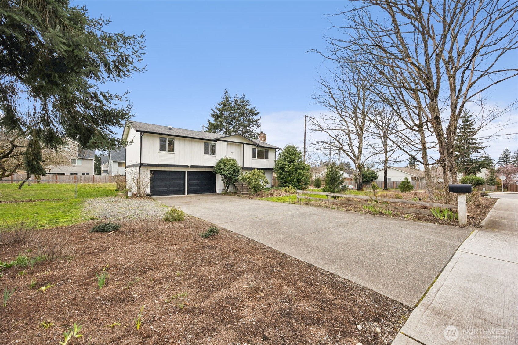 3810 180TH ST E , Tacoma, WA 98446