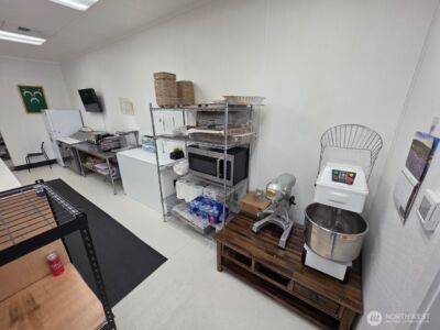 31626 BO Undisclosed , Kent, WA 98031 - Photo 26
