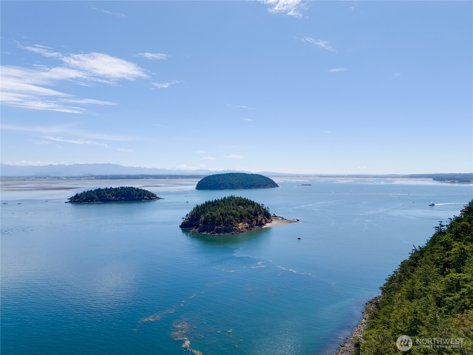 7121 Island View Drive , Anacortes, WA 98221