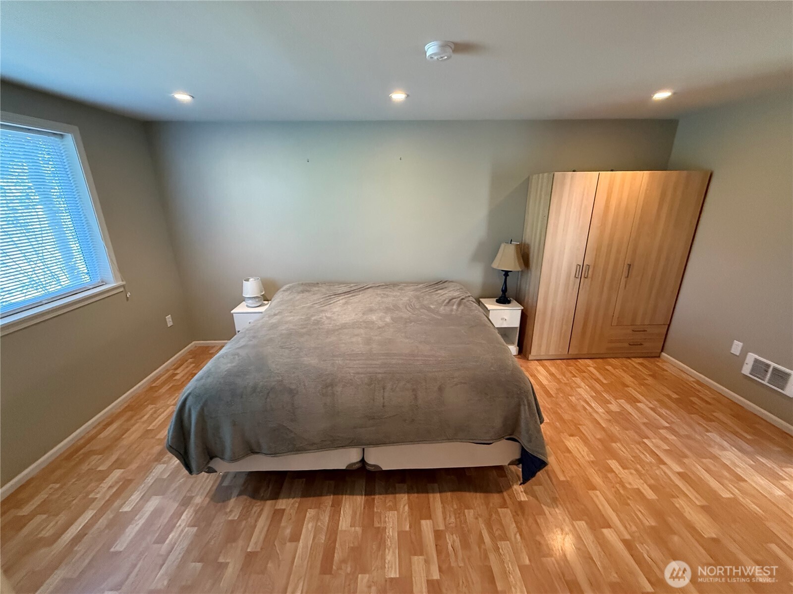 27111 N Place , Ocean Park, WA 98640