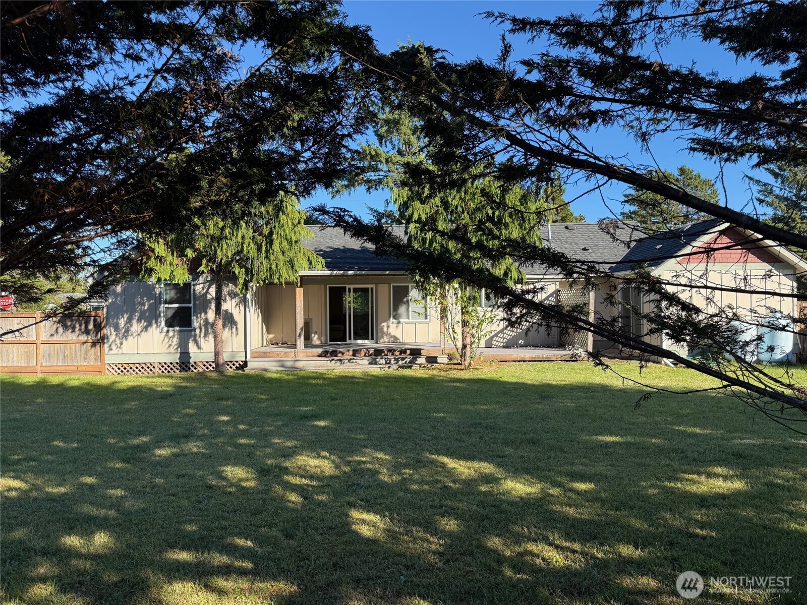 27111 N Place , Ocean Park, WA 98640