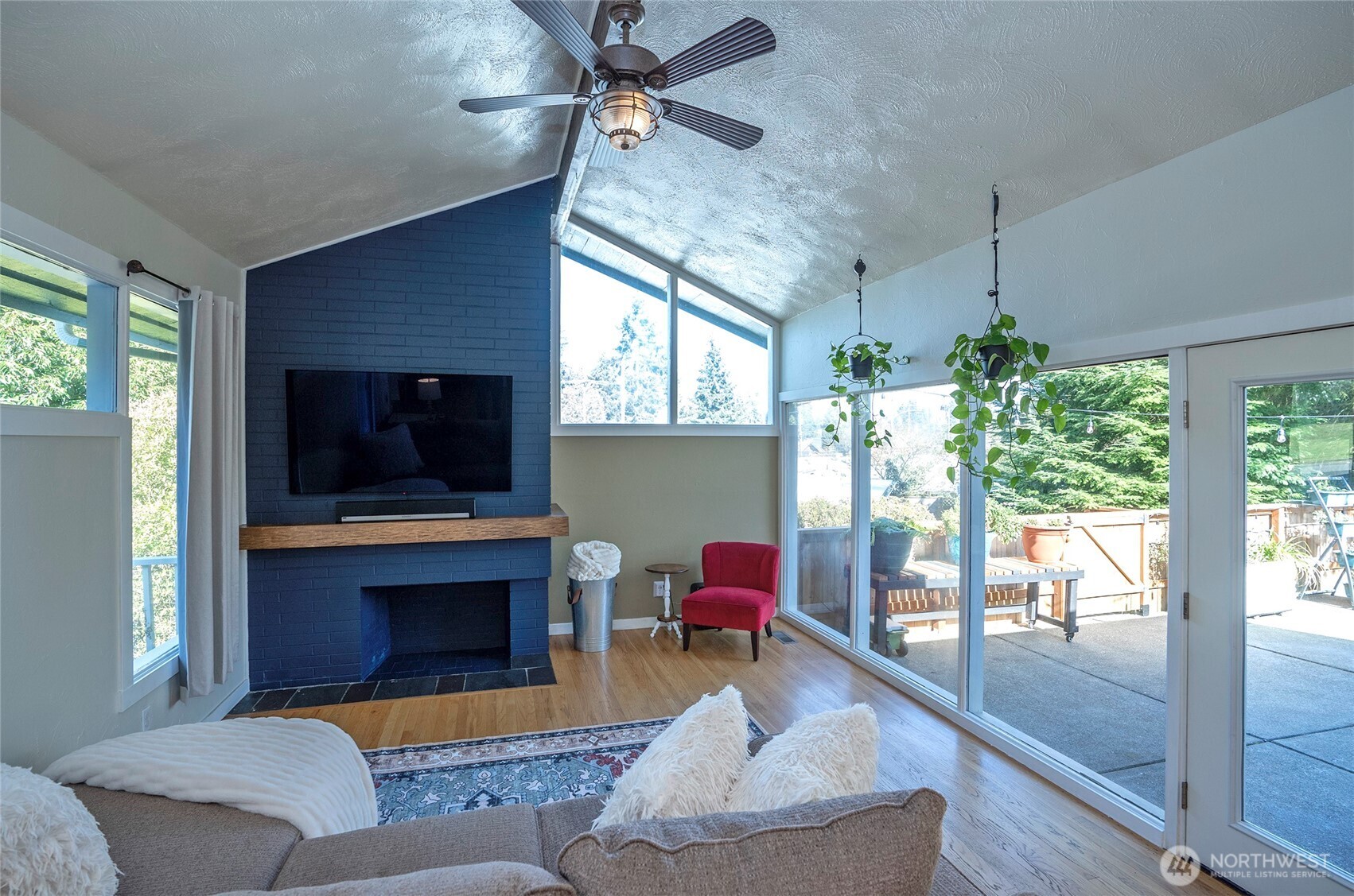 1221 Huson Drive , Tacoma, WA 98405