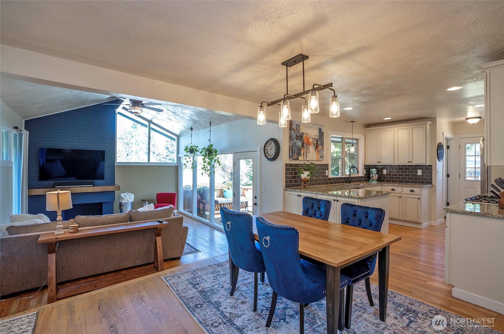 1221 Huson Drive , Tacoma, WA 98405