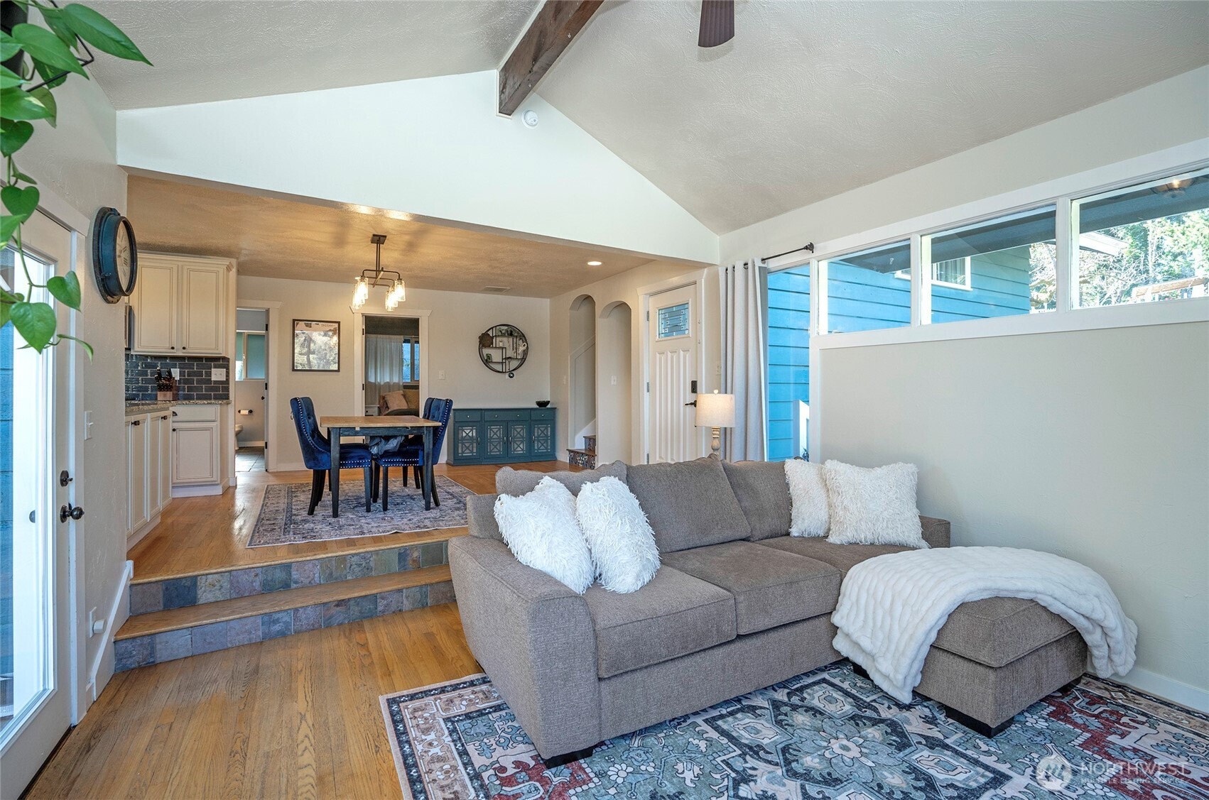 1221 Huson Drive , Tacoma, WA 98405