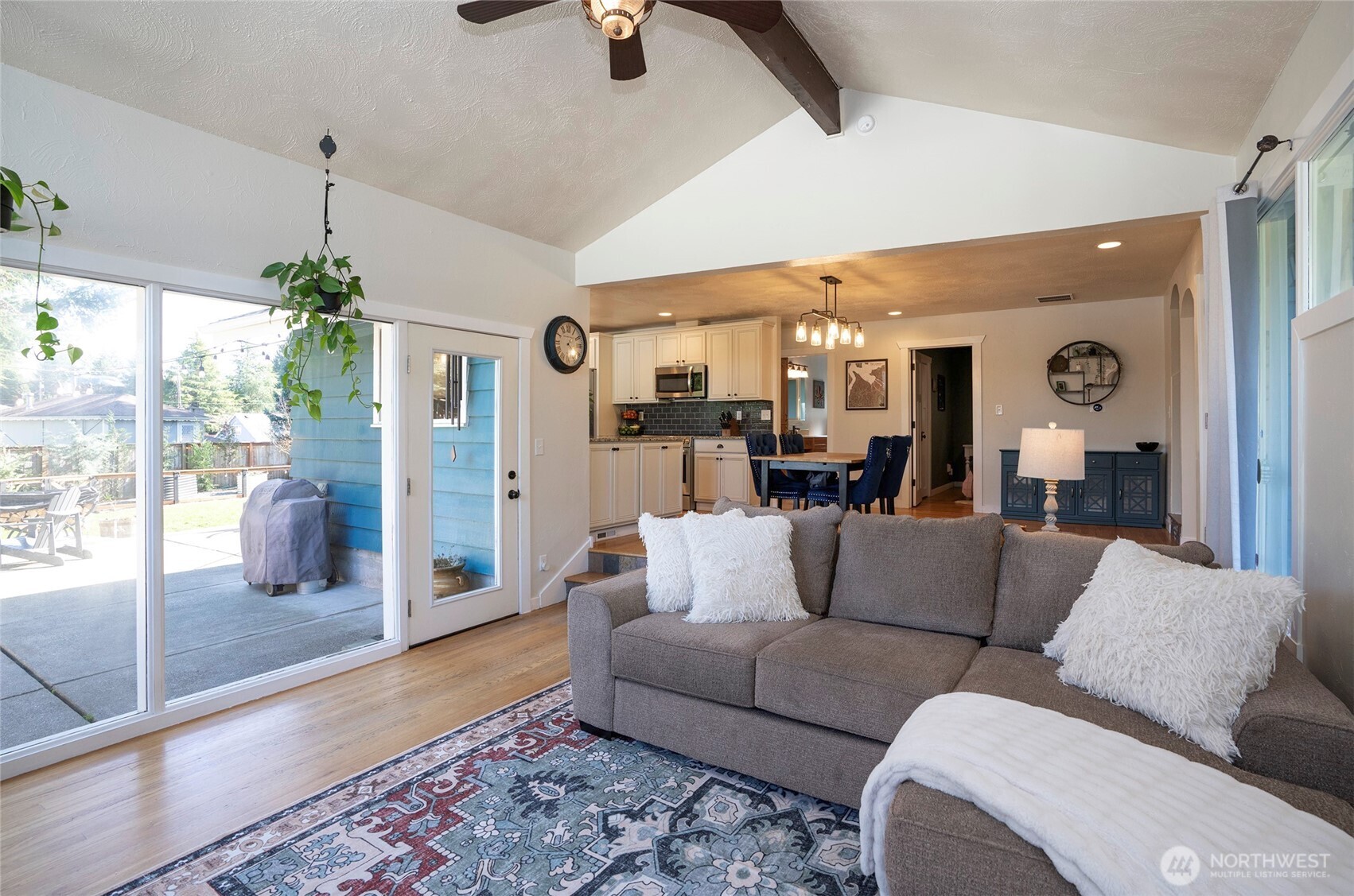 1221 Huson Drive , Tacoma, WA 98405