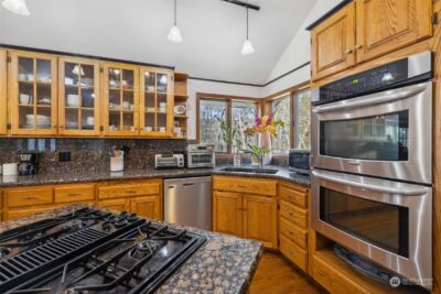 9009 Martin Avenue NW, Silverdale, WA 98383 - Photo 6