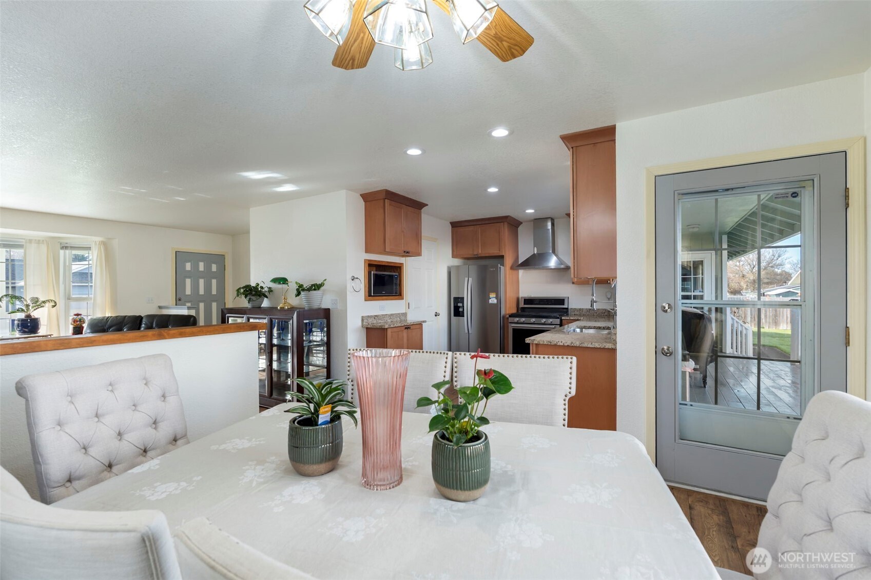 823 SW 21st Street , Chehalis, WA 98532