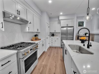 306 182ND Place SE, Bothell, WA 98012 - Photo 16