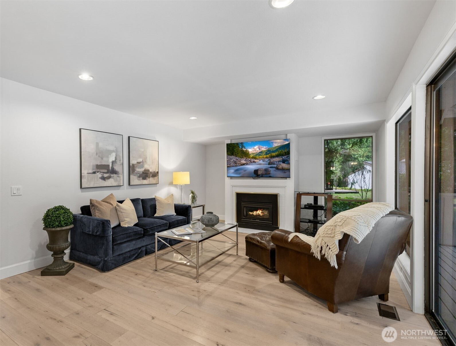 21845 NE 30th Place , Sammamish, WA 98074