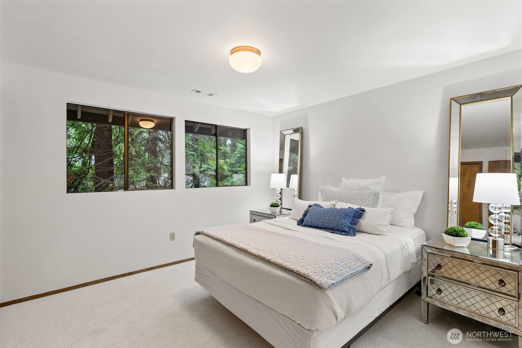 21845 NE 30th Place , Sammamish, WA 98074