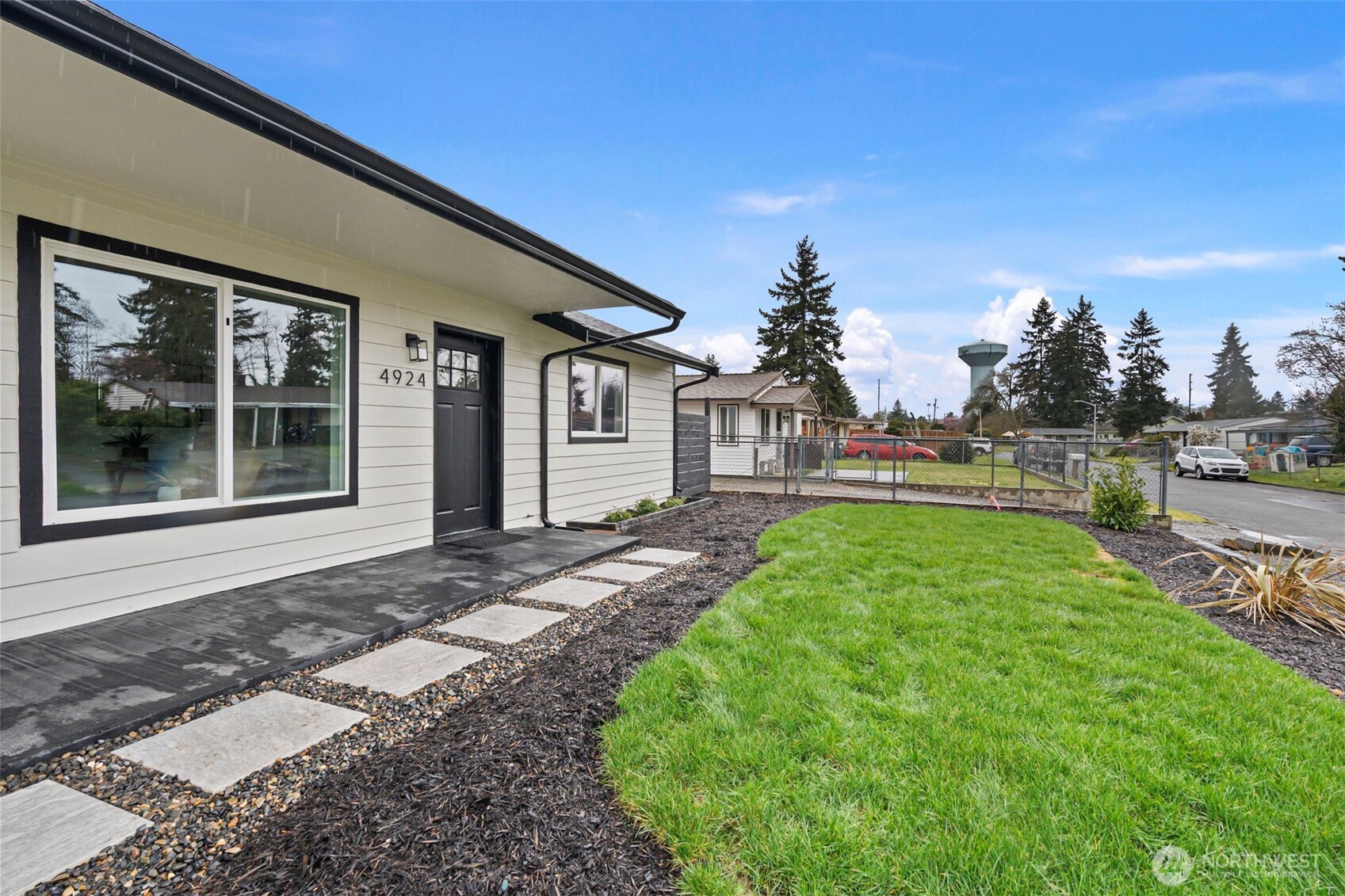 4924 Diamond Blvd , Lakewood, WA 98499