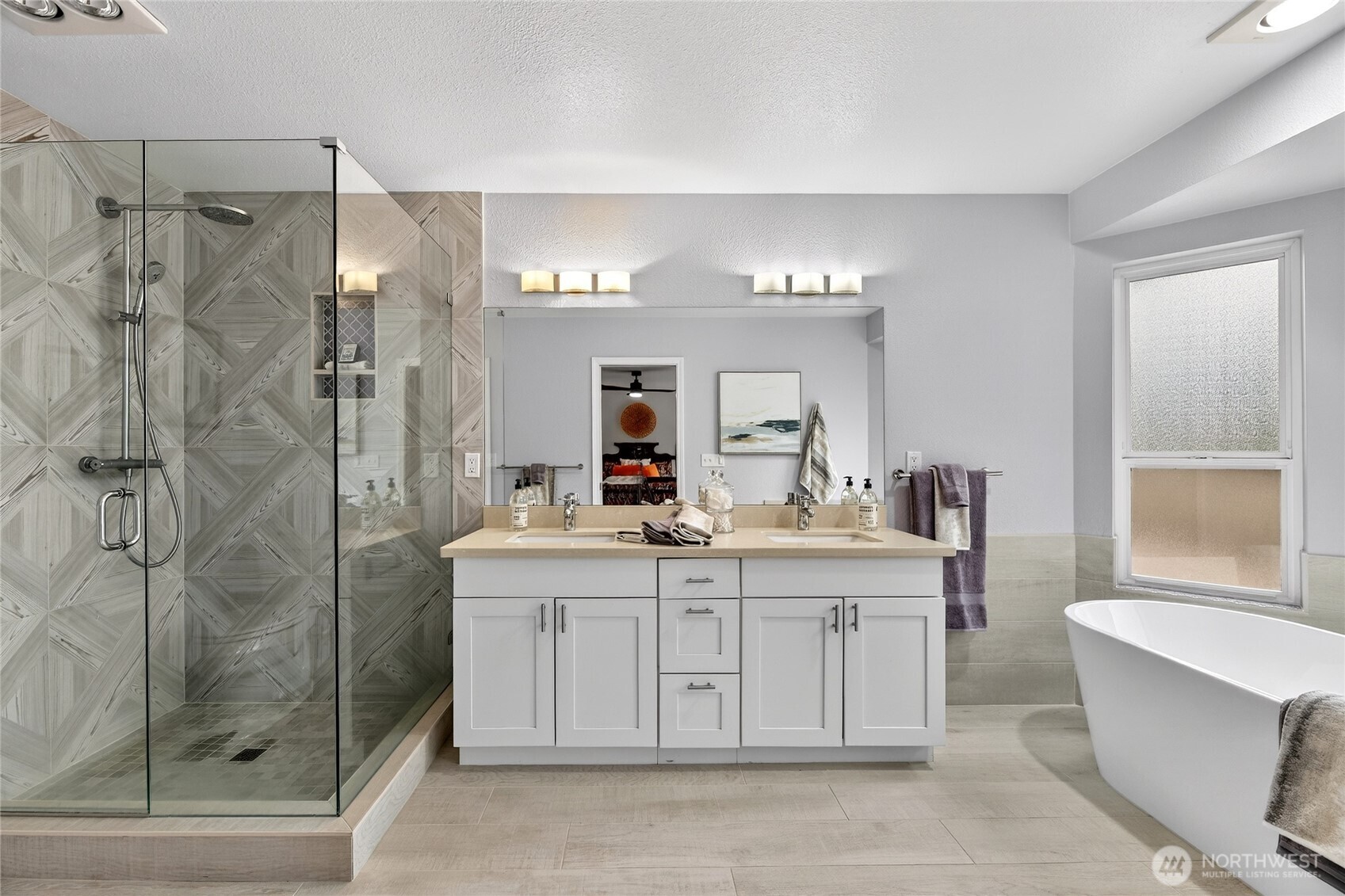 6730 NE 202nd Street , Kenmore, WA 98028