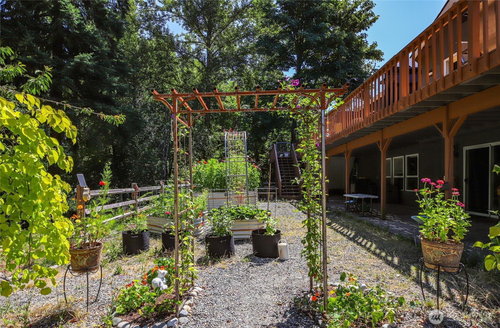 6730 NE 202nd Street , Kenmore, WA 98028