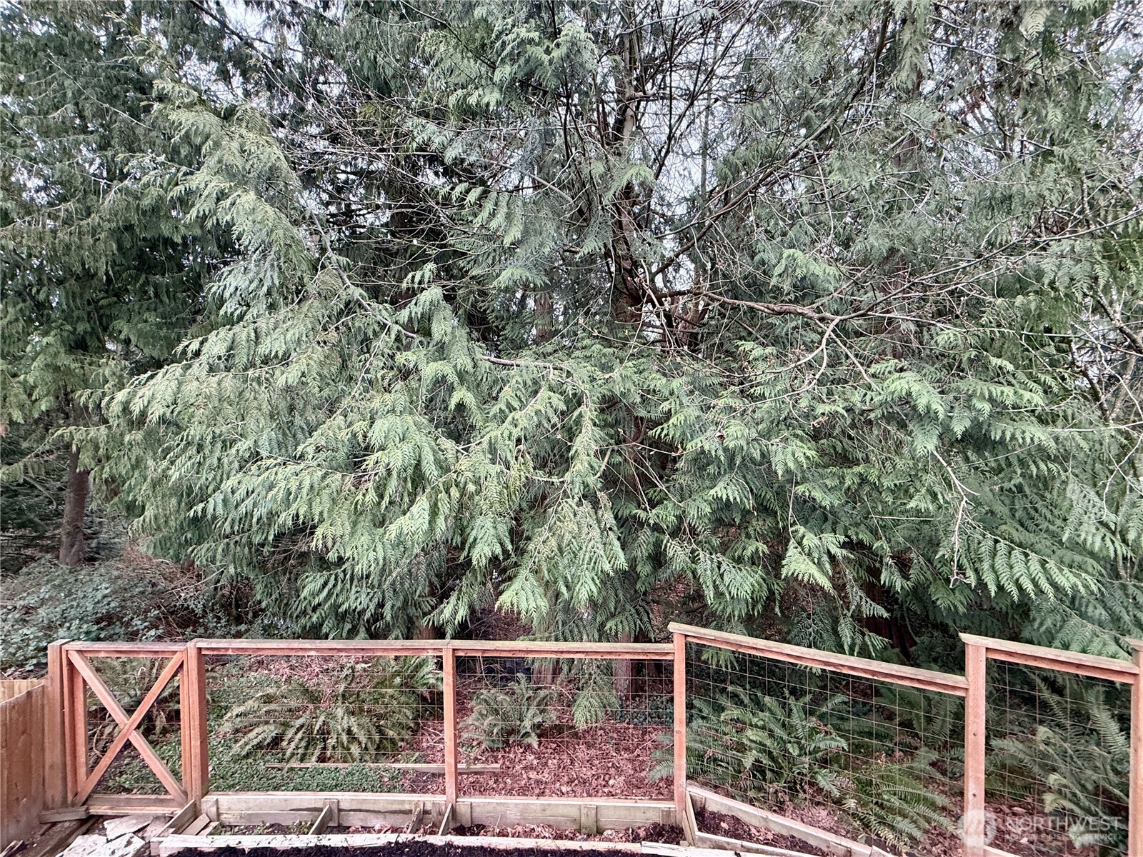 1200 N 12th Place , Mount Vernon, WA 98273