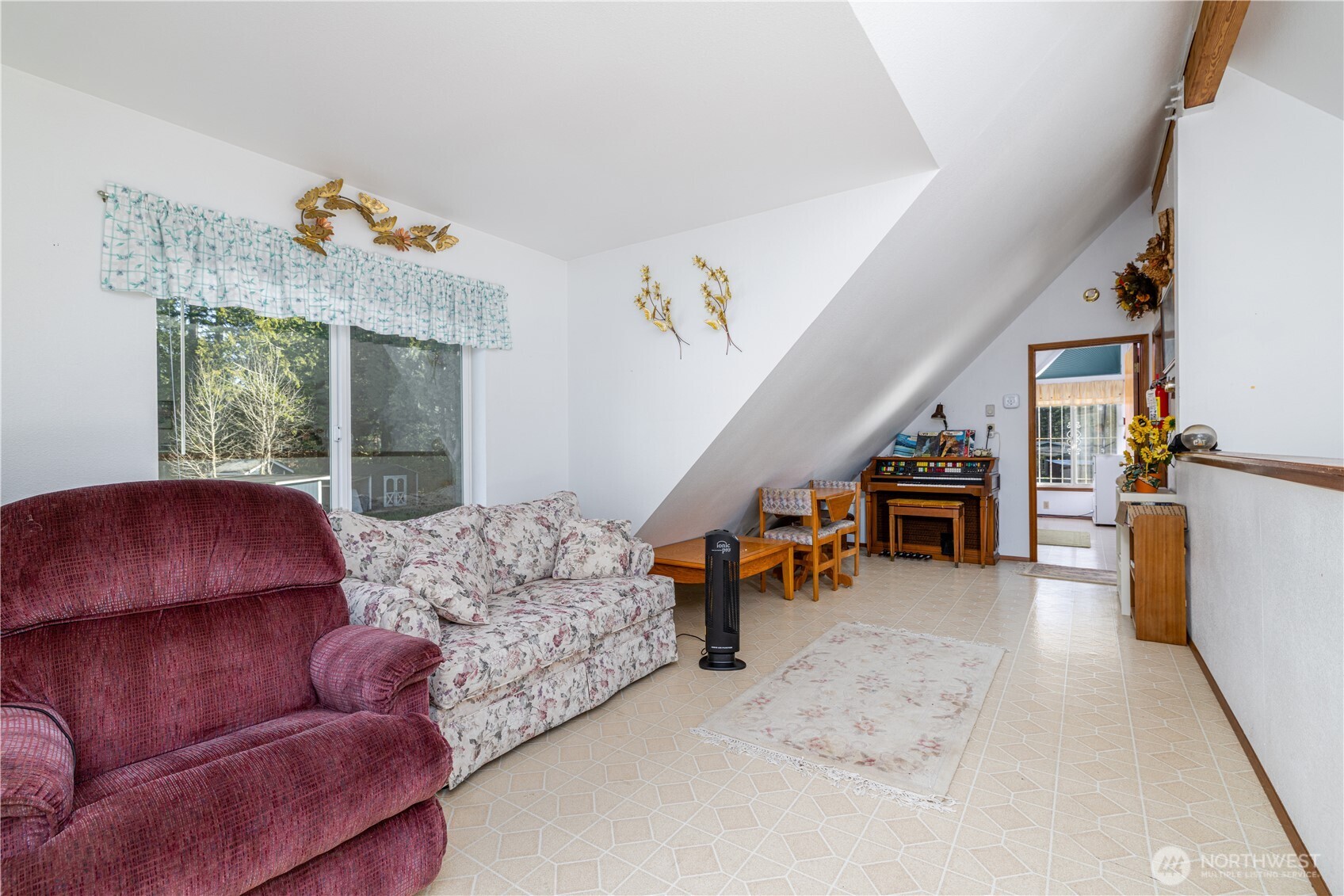 550 E Budd Drive , Shelton, WA 98584