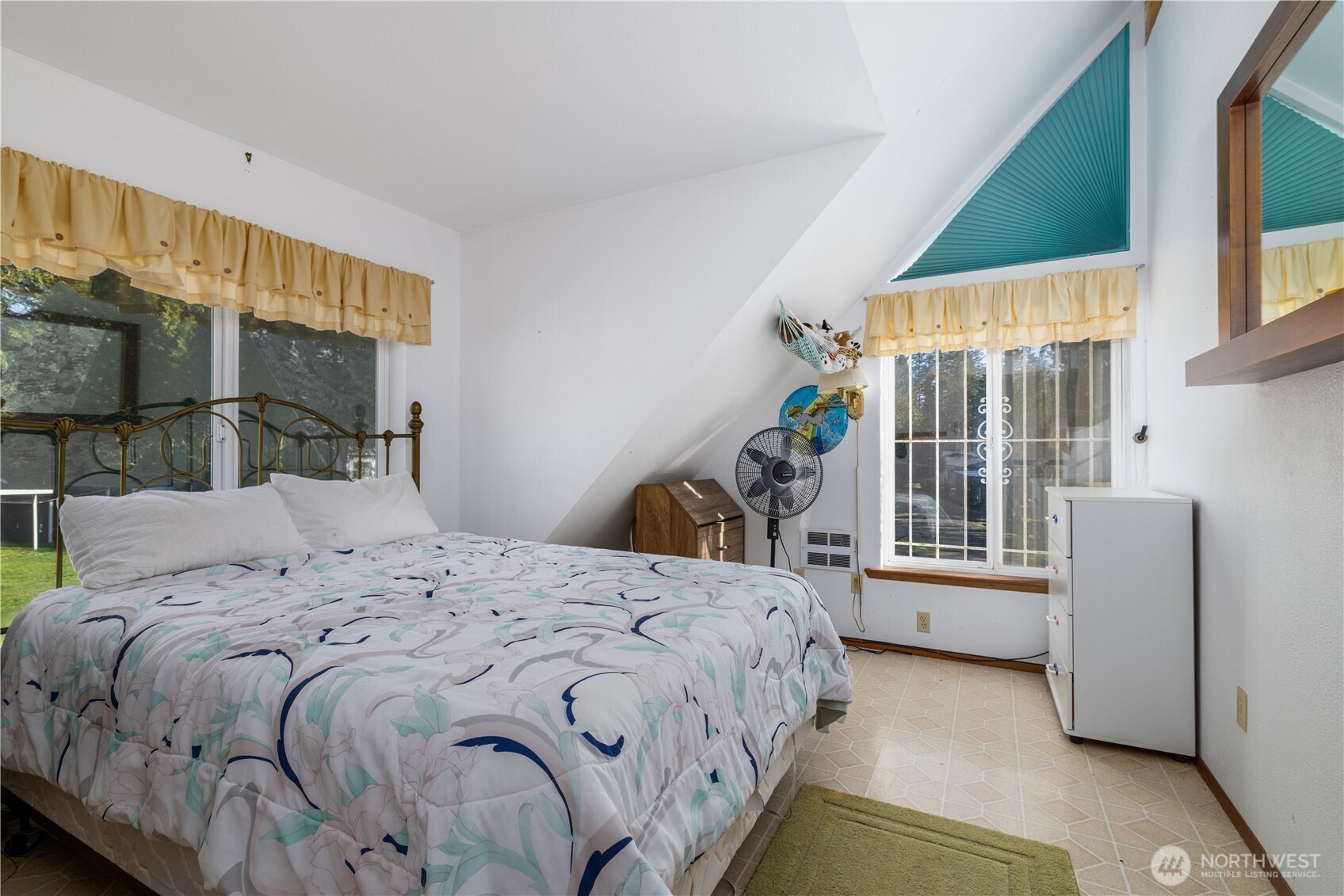 550 E Budd Drive , Shelton, WA 98584