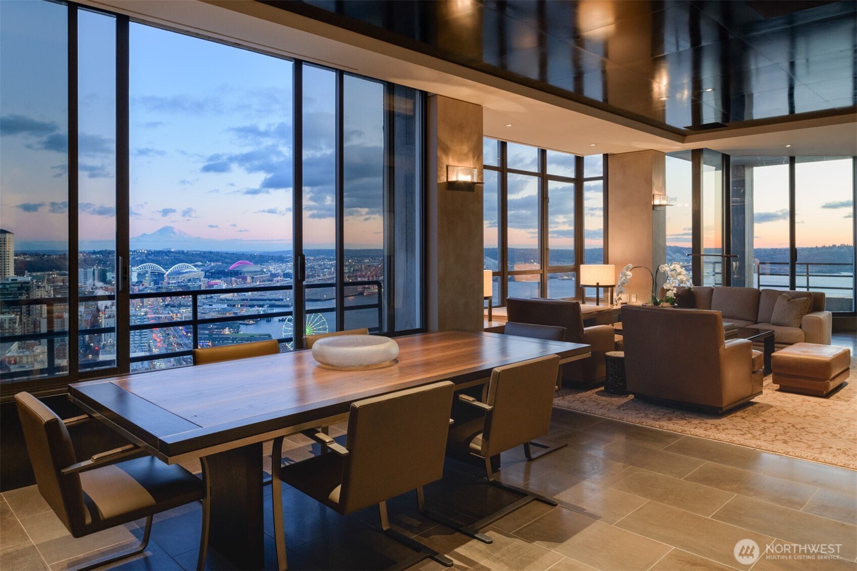 2125 1st Avenue #3202, Seattle, WA 98121