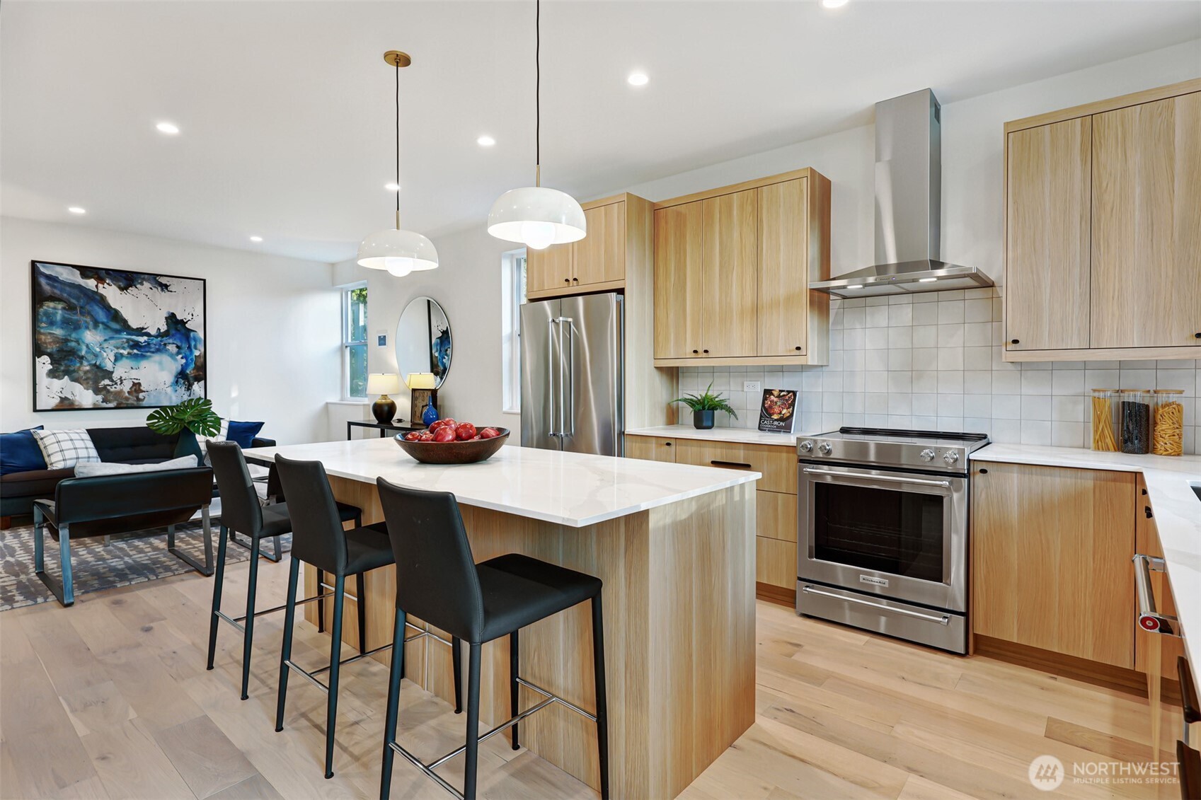 8810 41st Avenue SW, Seattle, WA 98136