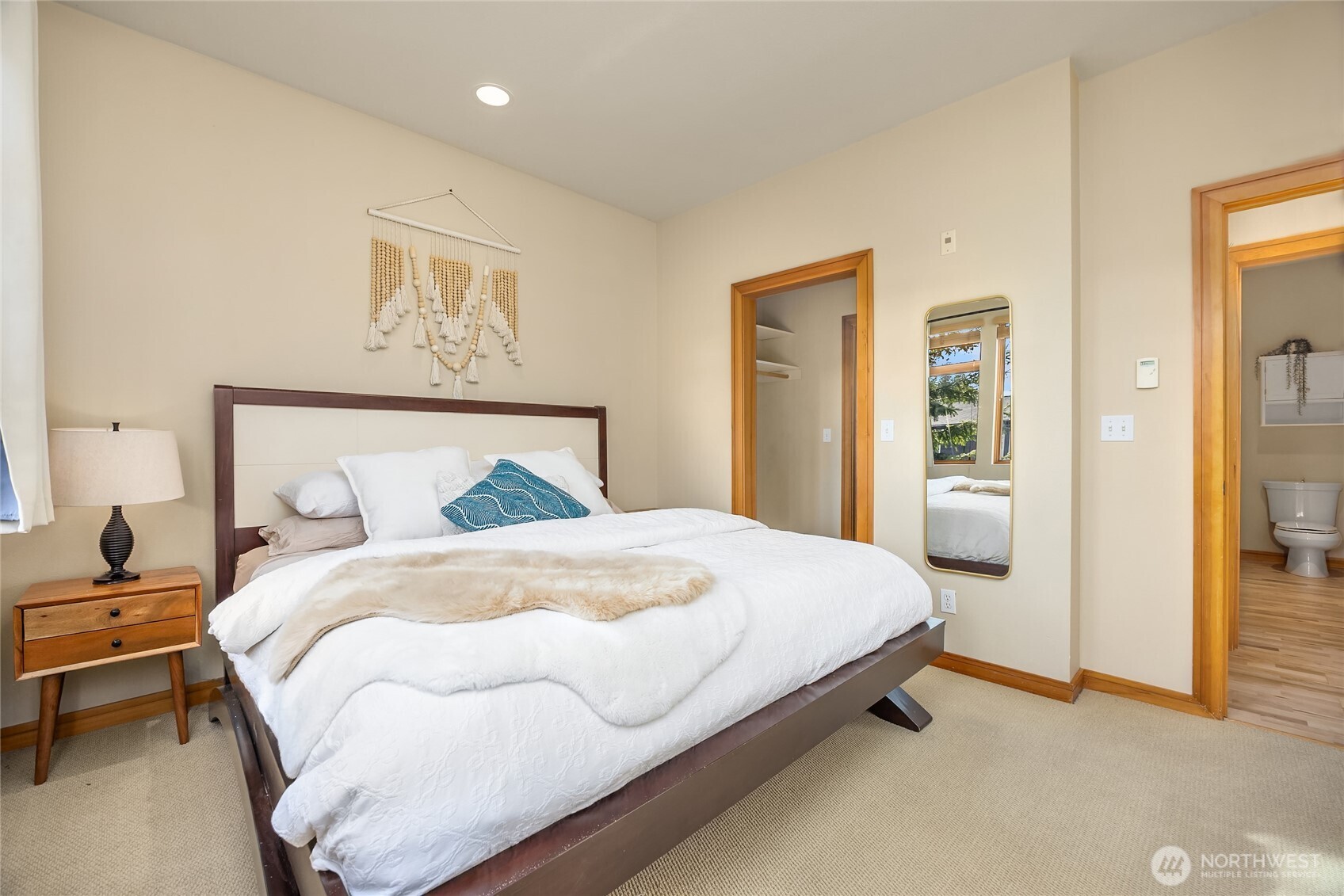 107 Jacolet Lane NW #107, Bainbridge Island, WA 98110