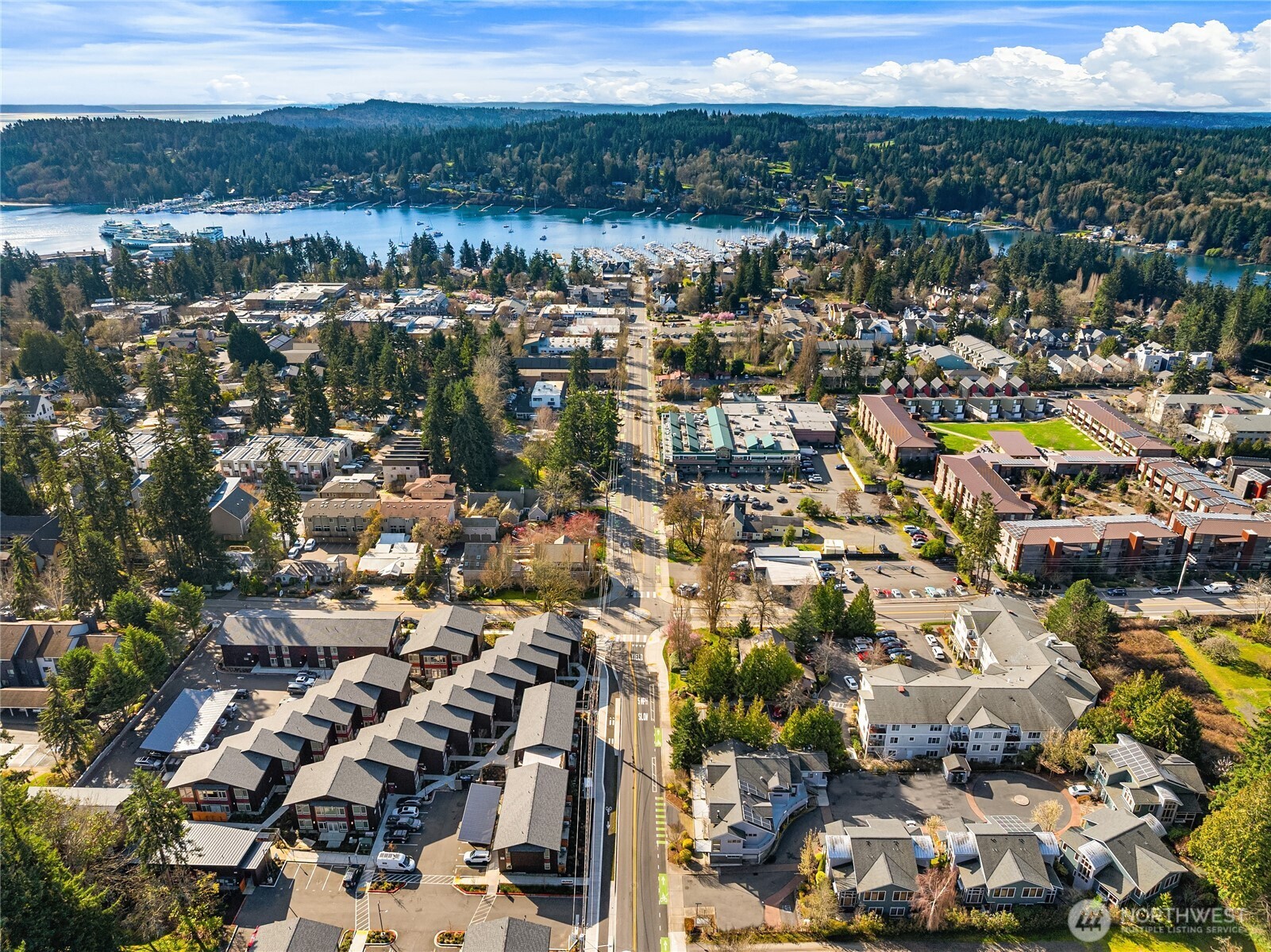 107 Jacolet Lane NW #107, Bainbridge Island, WA 98110