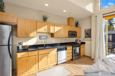 107 Jacolet Lane NW #107, Bainbridge Island, WA 98110 - Photo 7