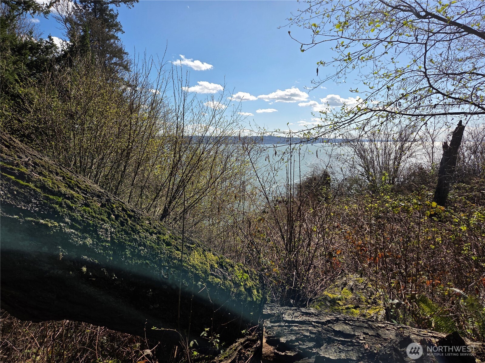 12 W Gedney Way , Hat Island, WA 98206