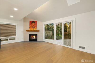 1039 NE 113th Street , Seattle, WA 98125 - Photo 23