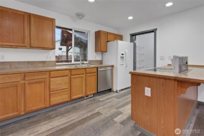 20121 115th Street E, Bonney Lake, WA 98391 - Photo 13