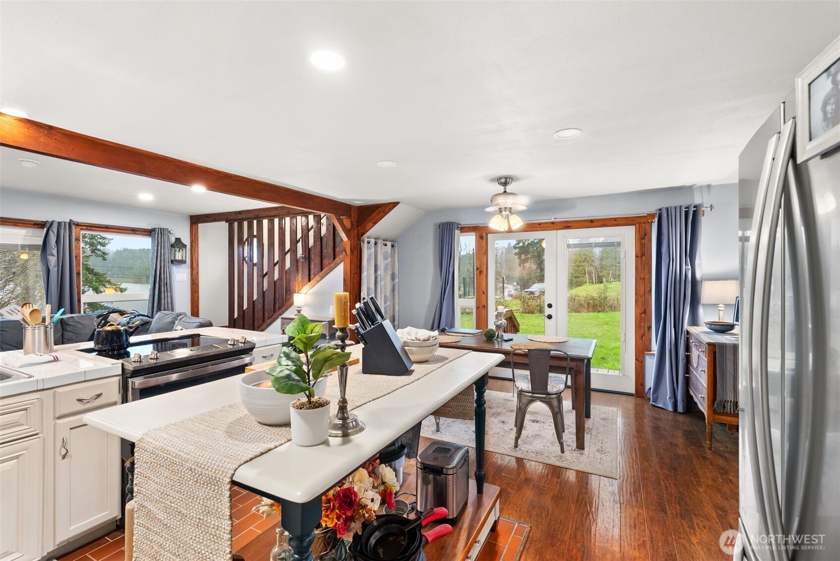 120 E Willey Lane , Shelton, WA 98584-6944