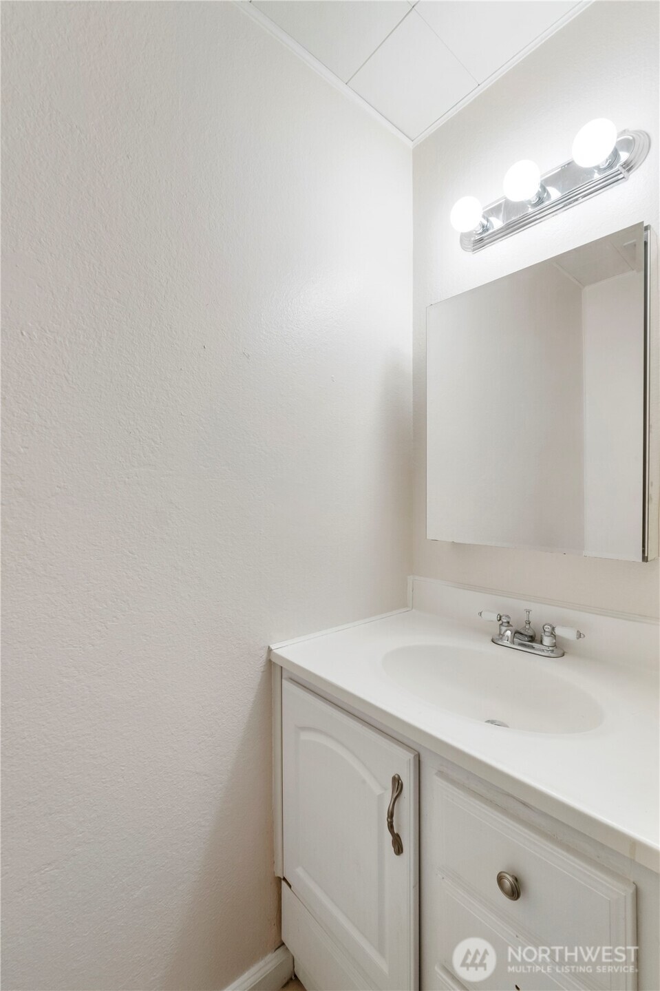 2877 Clare Ave , Bremerton, WA 98310