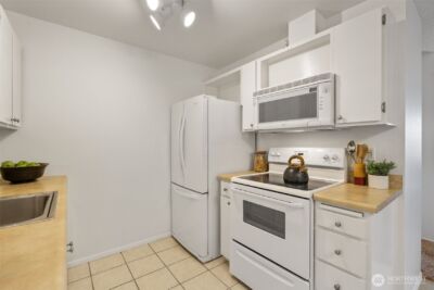 6110 24th Avenue NW #203, Seattle, WA 98107 - Photo 13