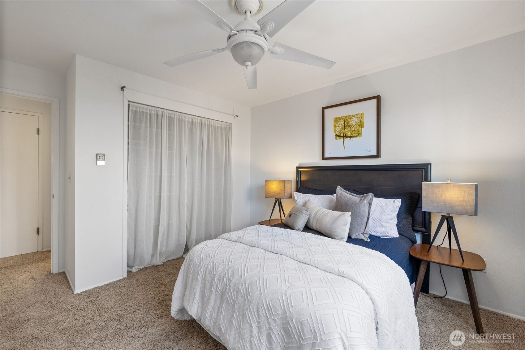 6110 24th Avenue NW #203, Seattle, WA 98107