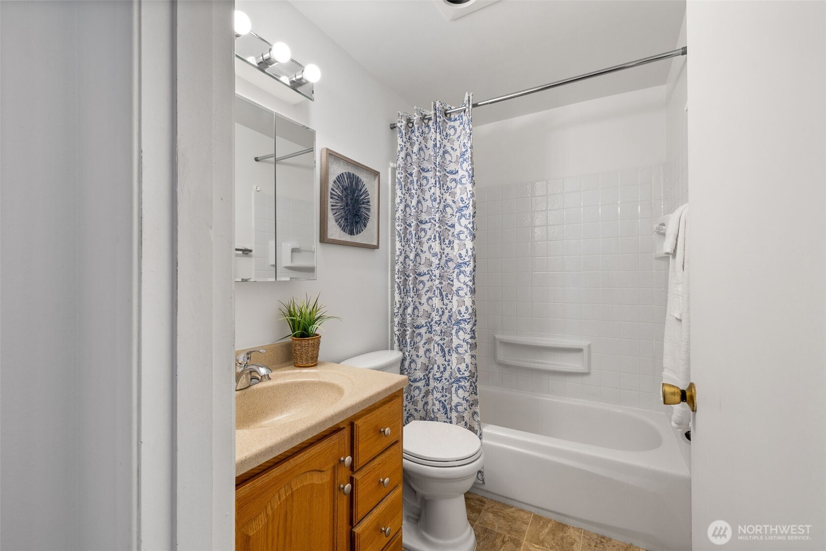 6110 24th Avenue NW #203, Seattle, WA 98107