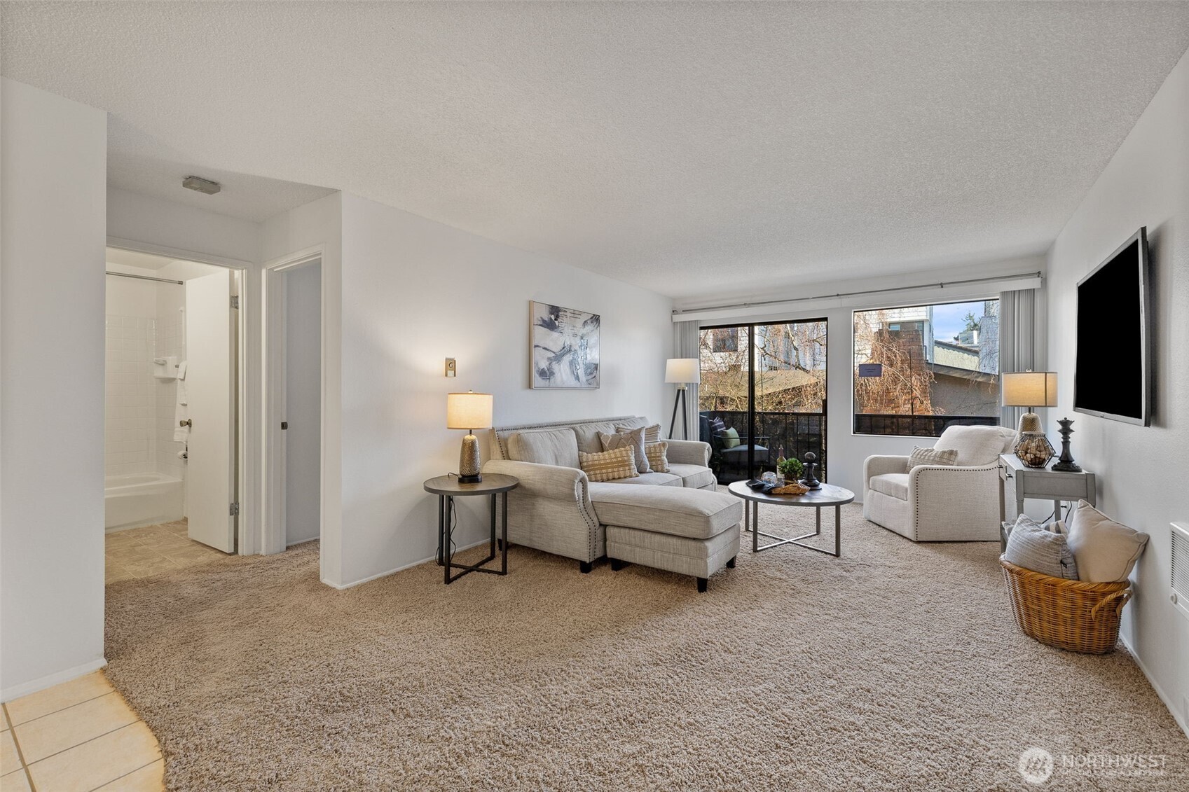 6110 24th Avenue NW #203, Seattle, WA 98107