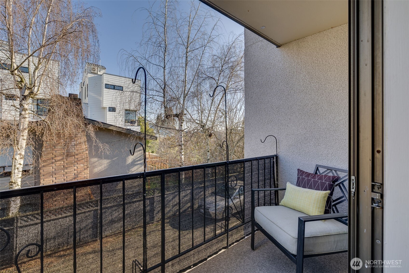 6110 24th Avenue NW #203, Seattle, WA 98107