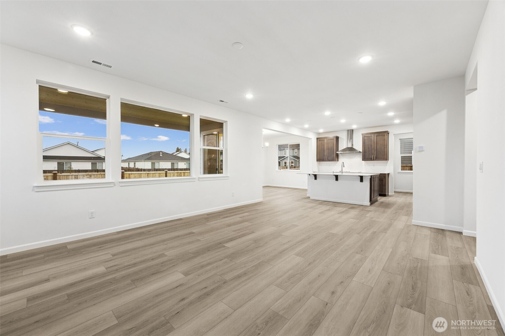 984 Tanner Avenue #101, Buckley, WA 98321