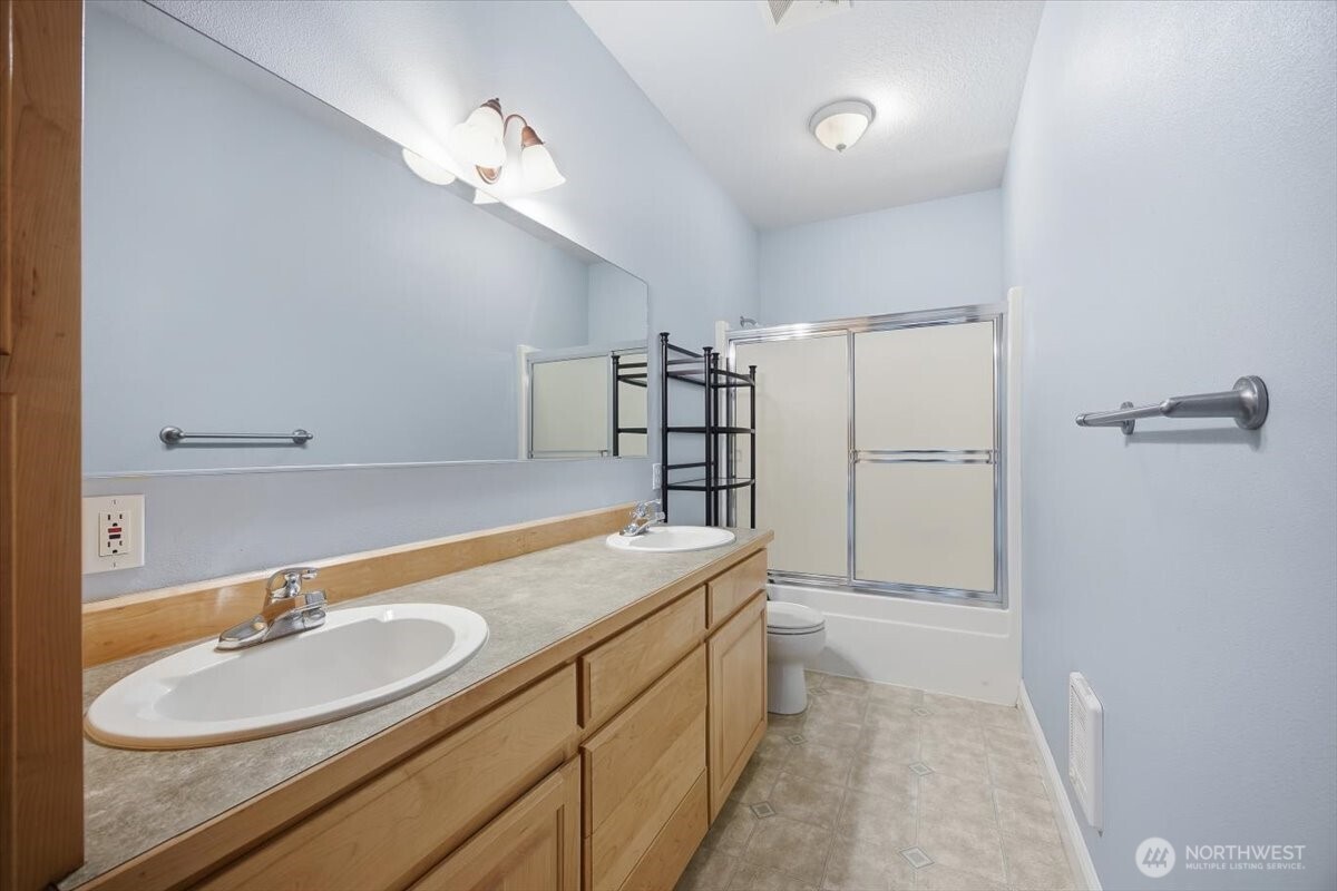 1107 SE Harvest Drive , College Place, WA 99324