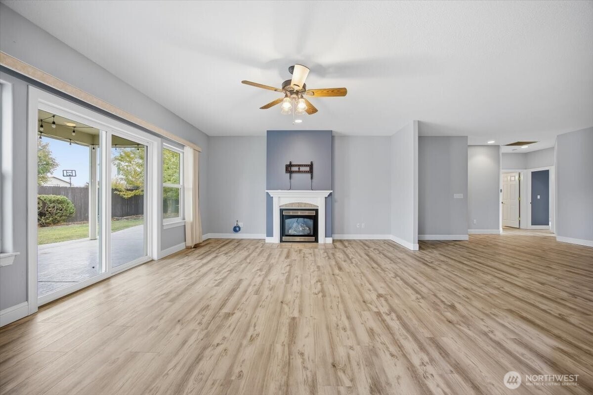 1107 SE Harvest Drive , College Place, WA 99324