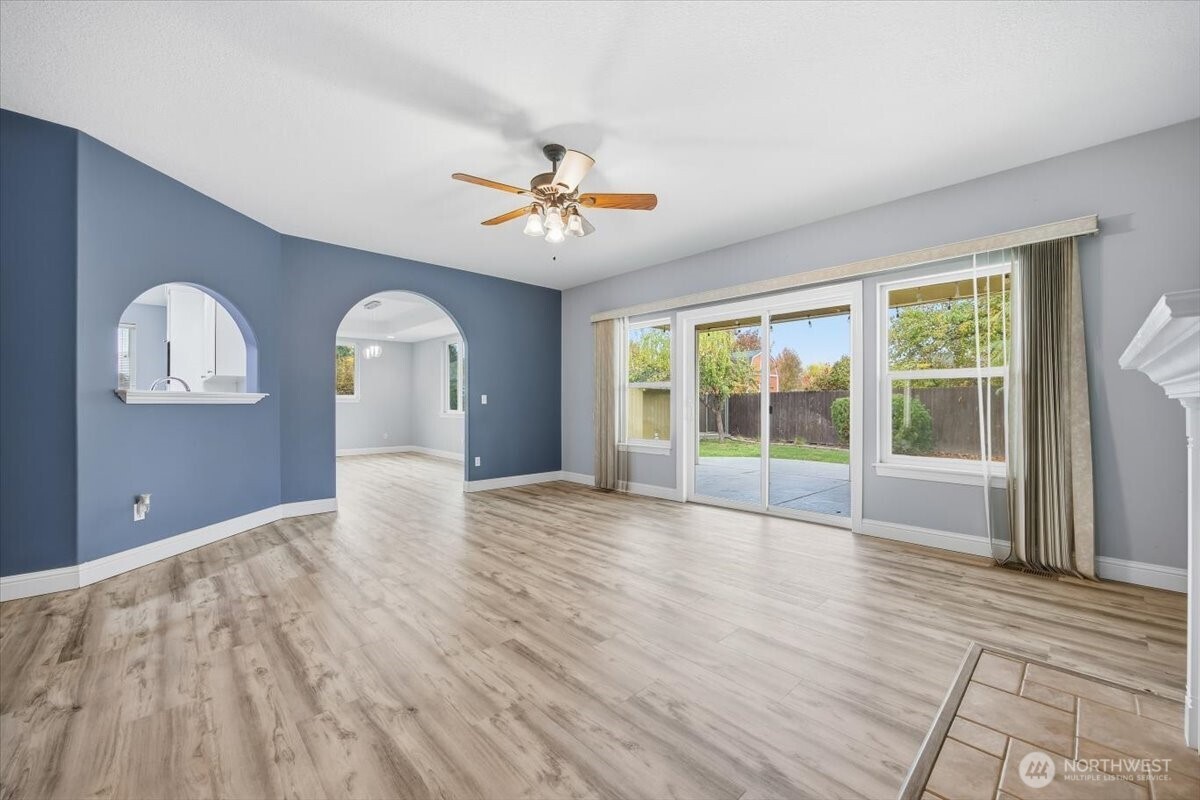 1107 SE Harvest Drive , College Place, WA 99324