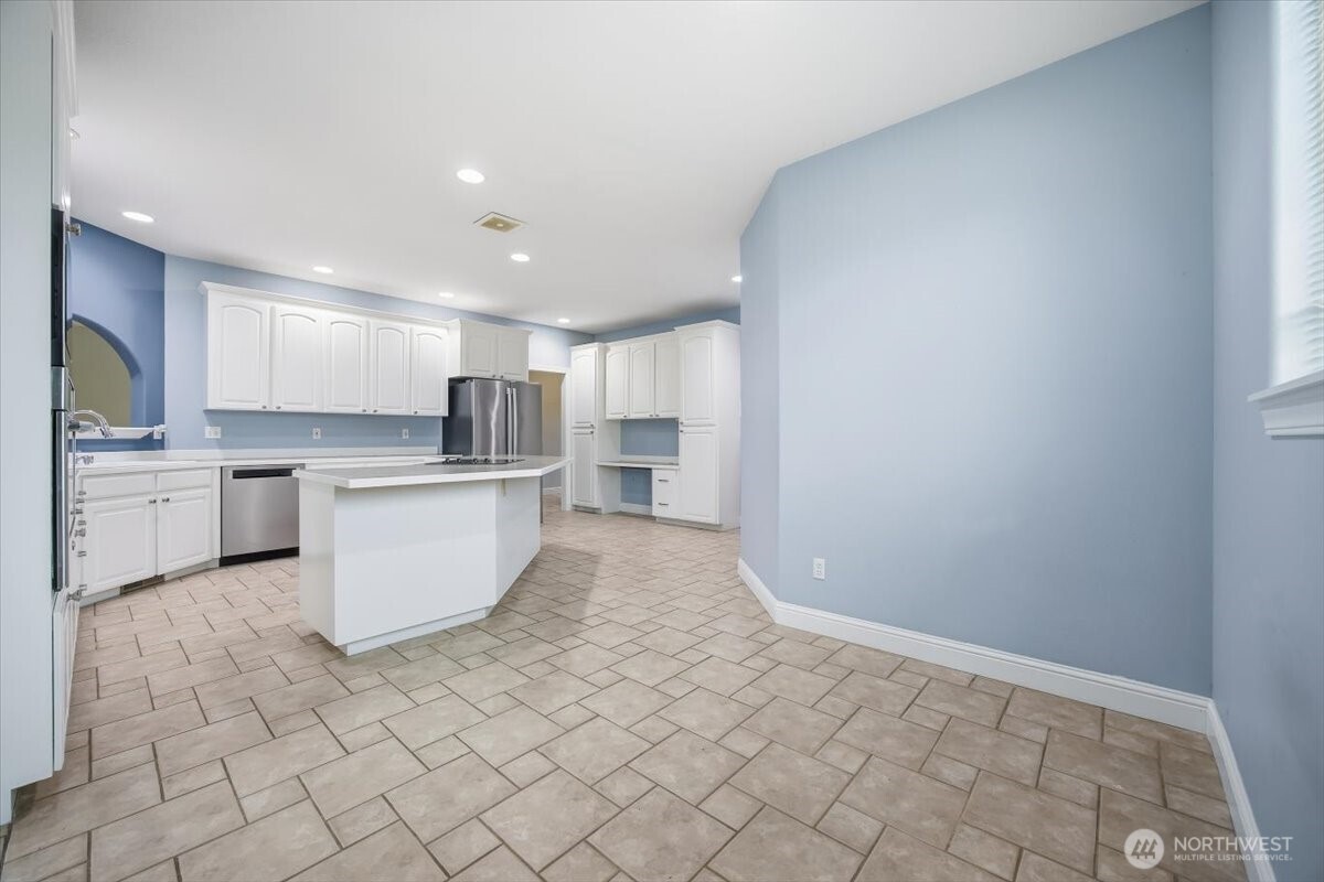 1107 SE Harvest Drive , College Place, WA 99324