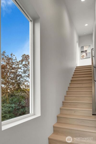 6514 23rd Avenue NE, Seattle, WA 98115 - Photo 10