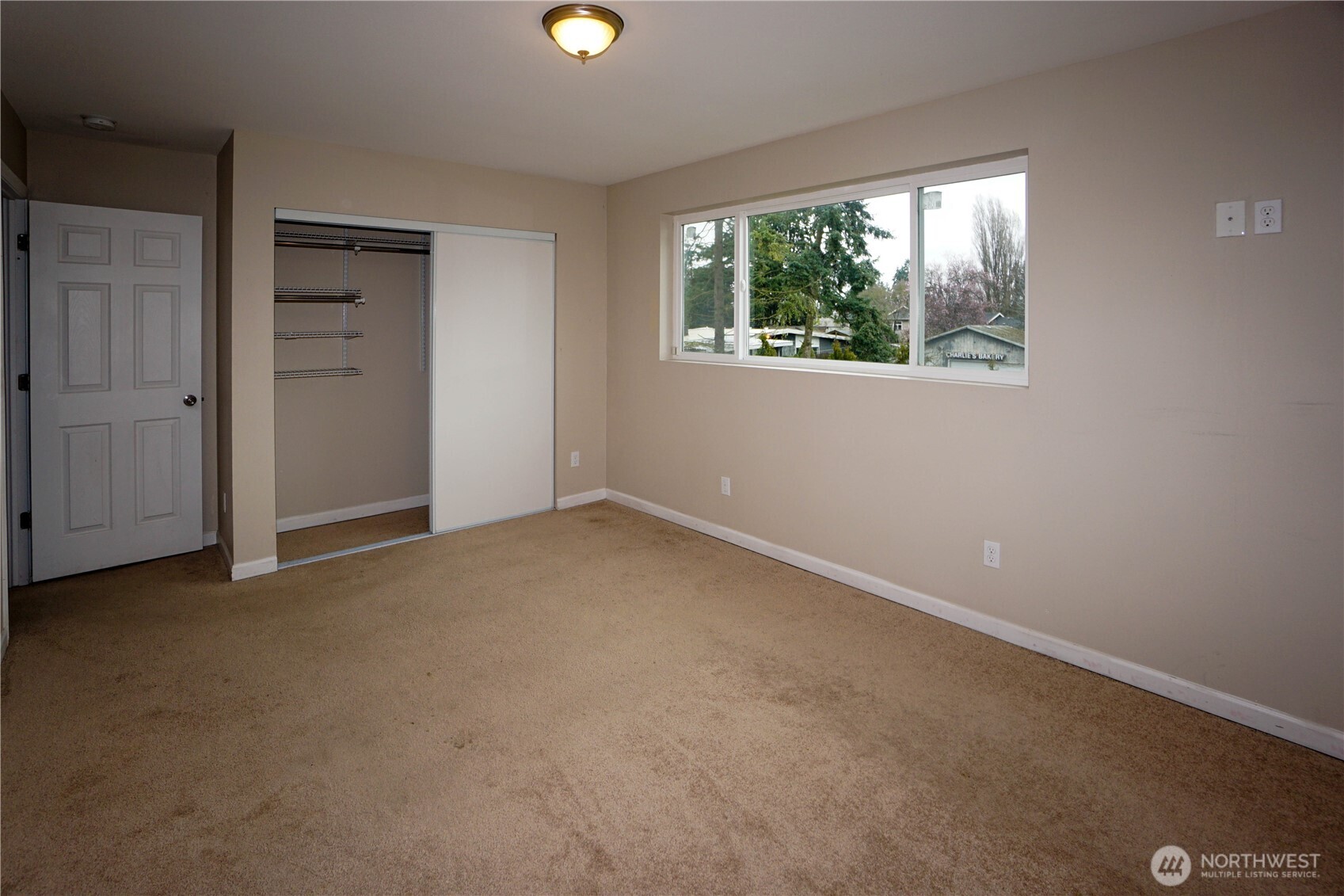 14948 6th Avenue S, Burien, WA 98168